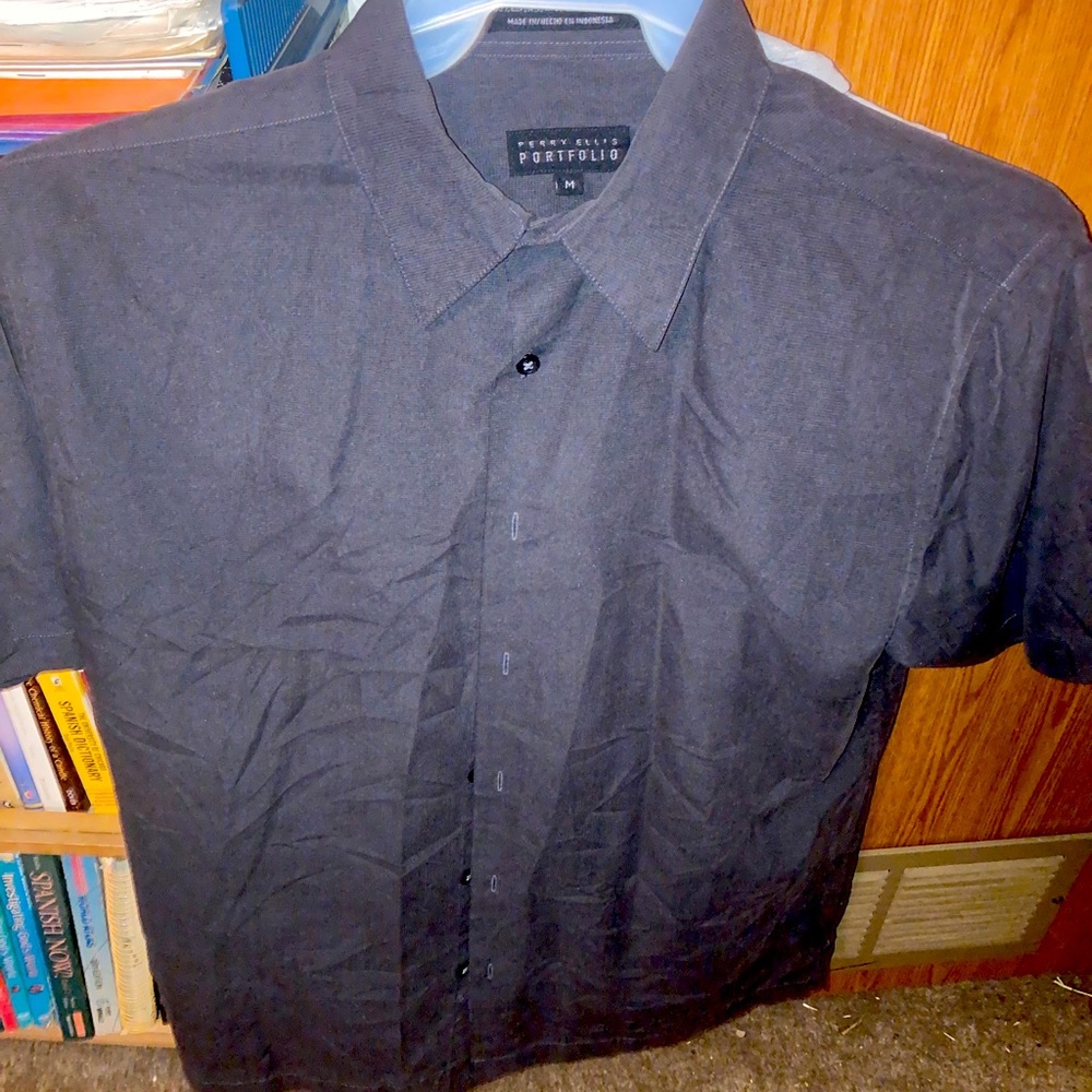 PERRY ELLIS PORTFOLIO MENS SHORT SLEEVE BUTTON DOWN SIZE M